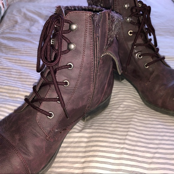 Putple Zip-Up Boots - Picture 2 of 3